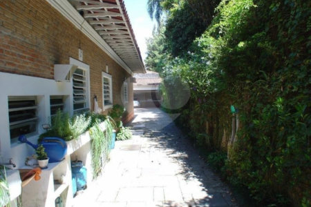Casa à venda com 4 quartos, sendo 1 suíte, em Brooklin Velho, São Paulo, SP