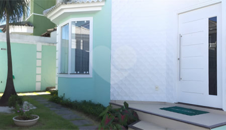 Casa à venda com 3 quartos, sendo 1 suíte,  em Campo Grande, Rio de Janeiro, RJ