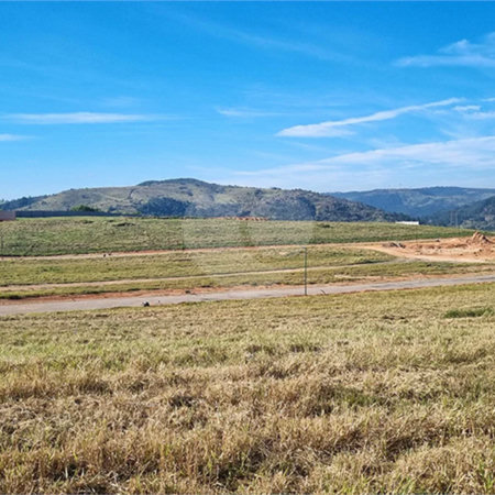 Lote de 600 m² com Potencial de Vista e Localização Reservada no Santana da Lapa – Joaquim Egídio