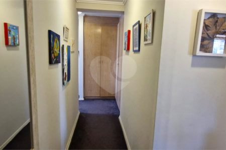 Apartamento à venda com 3 quartos, sendo 2 suítes, em Real Parque, São Paulo, SP
