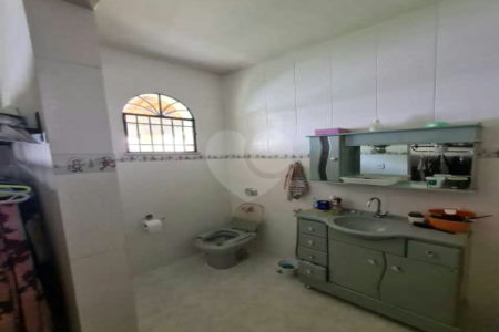 Casa à venda com 1 quarto, sendo 3 suítes, em Campo Grande, Rio de Janeiro, RJ
