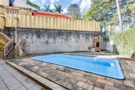 Sobrado à venda com 3 quartos, sendo 1 suíte, em Alto da Boa Vista, São Paulo, SP