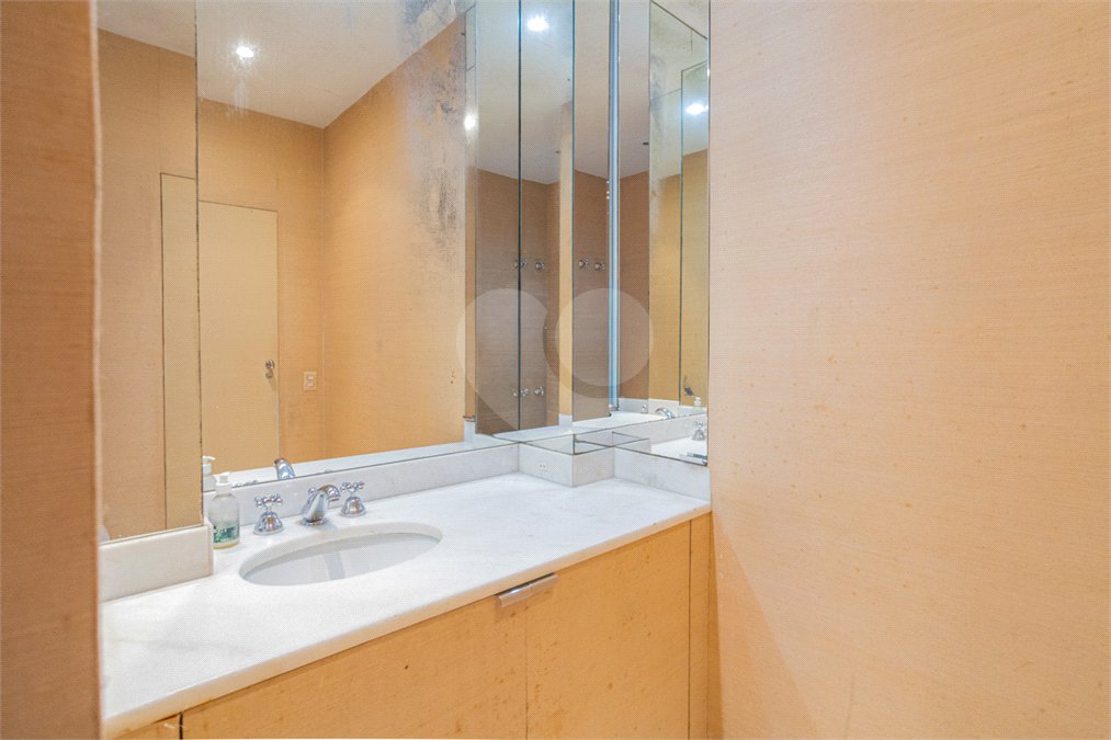 Apartamento à venda com 4 suítes em Jardim Paulistano, São Paulo, SP