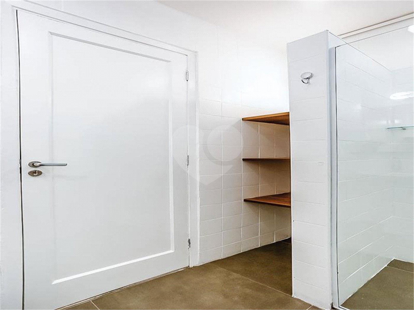 Apartamento à venda com 3 quartos, sendo 1 suíte, em Itaim Bibi, São Paulo, SP