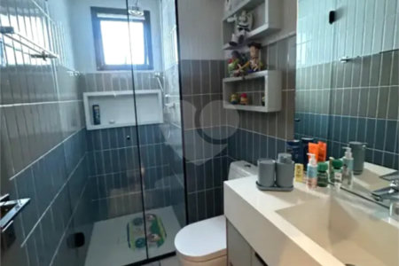 Apartamento à venda com 3 suítes em Campo Belo, São Paulo, SP