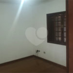 Sobrado à venda ou para alugar com 4 quartos, sendo 2 suítes, em Vila Congonhas, São Paulo, SP