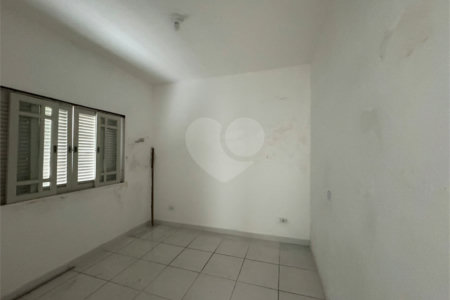 Casa à venda com 3 quartos, sendo 1 suíte, em Vila Galvão, Guarulhos, SP