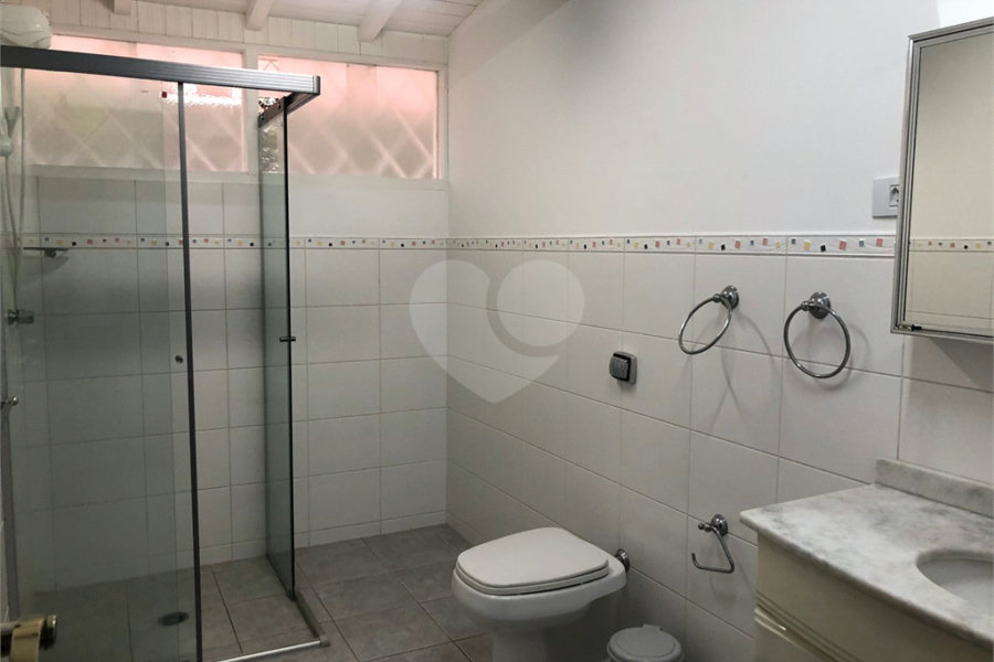 Sobrado à venda com 5 quartos, sendo 1 suíte,  em Tremembé, São Paulo, SP