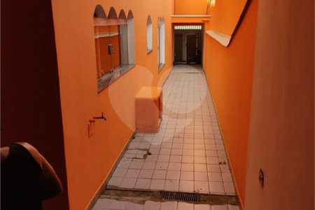 Sobrado à venda com 4 quartos, sendo 1 suíte, em Cidade Jardim Cumbica, Guarulhos, SP