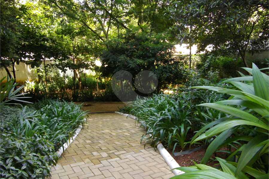 Apartamento à venda com 3 suítes em Santa Teresinha, São Paulo, SP