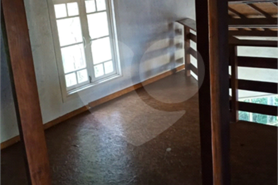 Casa à venda com 3 quartos, sendo 2 suítes, no condomínio Gleba II, Mairiporã - SP