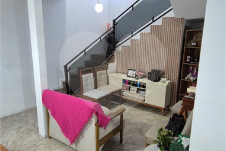 Casa à venda com 3 quartos em Vila Oliveira, Mogi das Cruzes, SP
