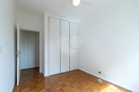 Apartamento à venda com 3 quartos, sendo 1 suíte, em Vila Sofia, São Paulo, SP