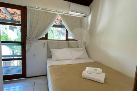 Casa à venda com 2 quartos, sendo 1 suíte, em Geribá, Armação dos Búzios, RJ