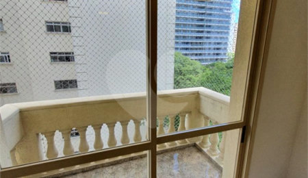 Apartamento à venda com 2 quartos em Vila Uberabinha, São Paulo, SP