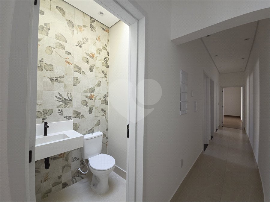 Casa à venda com 3 suítes no condomínio Helena Maria, Sorocaba - SP
