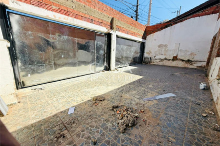 Casa à venda com 2 quartos em Vila Carvalho, Sorocaba, SP