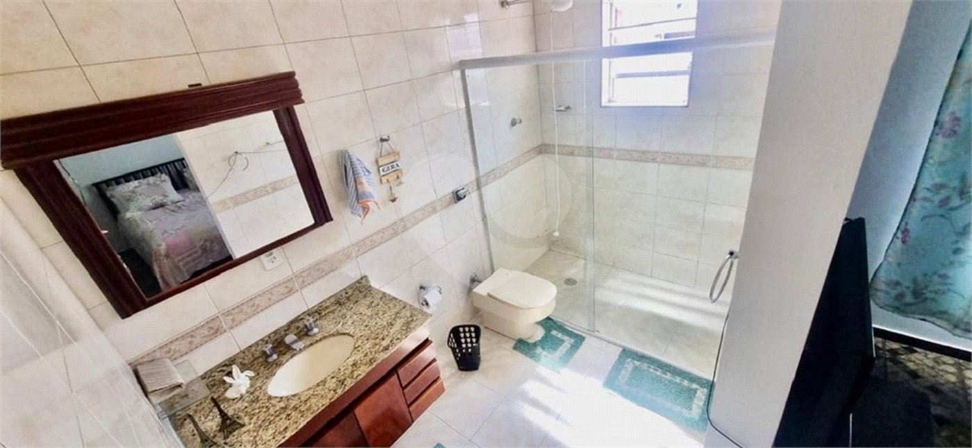 Sobrado à venda com 3 quartos, sendo 1 suíte, em Vila Nova Cachoeirinha, São Paulo, SP