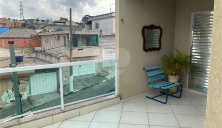 Sobrado à venda com 4 quartos, sendo 1 suíte,  em Horto, São Paulo, SP