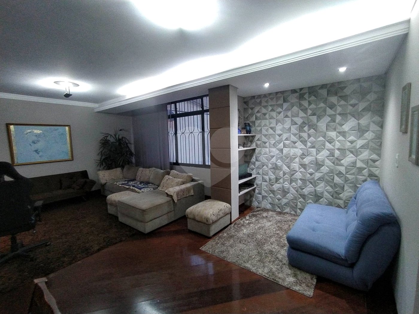 Sobrado à venda com 4 quartos, sendo 2 suítes, em Vila Paulicéia, São Paulo, SP