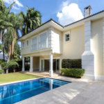 Casa à venda com 4 suítes no condomínio L`exclusive, São Paulo - SP