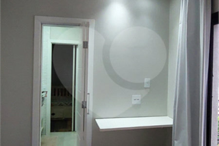 Casa para alugar com 5 quartos, sendo 1 suíte, no condomínio Figueira Garden, Atibaia - SP