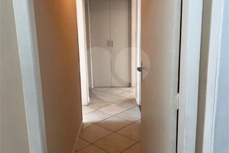 Apartamento à venda com 3 quartos, sendo 1 suíte, em Água Branca, São Paulo, SP
