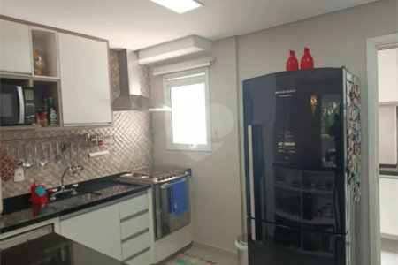 Apartamento à venda com 3 quartos, sendo 1 suíte, em Vila Gomes, São Paulo, SP