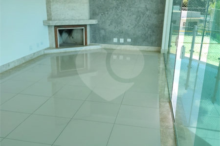 Casa para alugar com 3 quartos, sendo 1 suíte, no condomínio Reserva da Mata, Vinhedo - SP