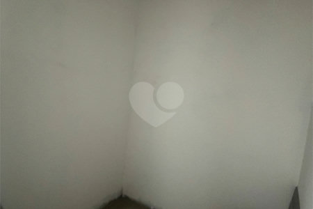 Casa à venda com 3 quartos, sendo 1 suíte,  no condomínio Lago dos Ipês, Itapetininga - SP