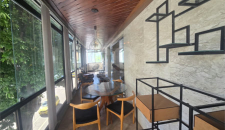 Apartamento à venda ou para alugar com 2 quartos, sendo 1 suíte,  em Leblon, Rio de Janeiro, RJ