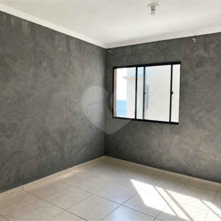 Apartamento à venda com 2 quartos no Centro, Votorantim, SP