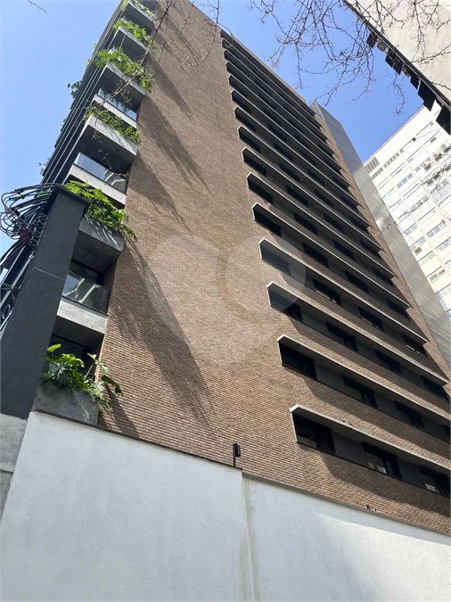Apartamento à venda com 2 suítes em Cerqueira César, São Paulo, SP