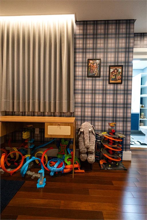 Apartamento à venda com 5 quartos, sendo 4 suítes, em Parque Reboucas, São Paulo, SP