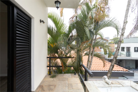 Casa à venda com 4 suítes em Alto da Lapa, São Paulo, SP