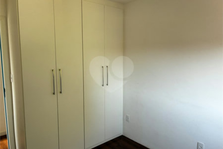 Casa para alugar com 3 quartos, sendo 1 suíte,  no condomínio Bella Roma, São Roque - SP