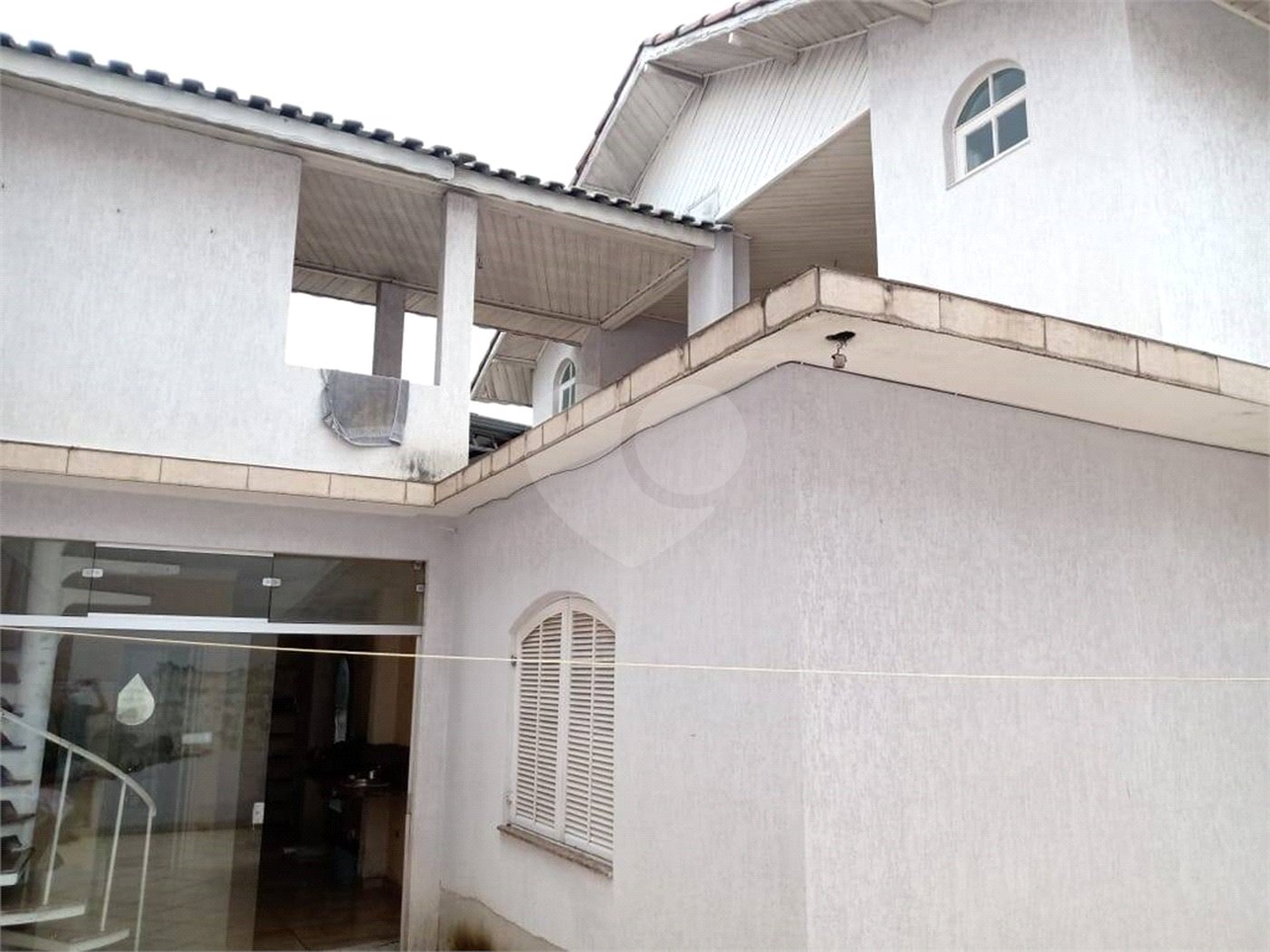 Sobrado à venda com 3 quartos, sendo 2 suítes, em Vila Rea, Poá, SP