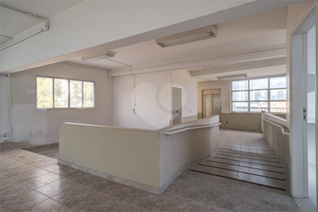Sobrado à venda ou para alugar com 1 quarto em Santo Amaro, São Paulo, SP