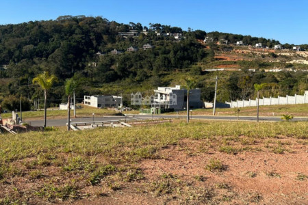 Terreno à venda no Condomínio Alto do Sion, Atibaia - SP