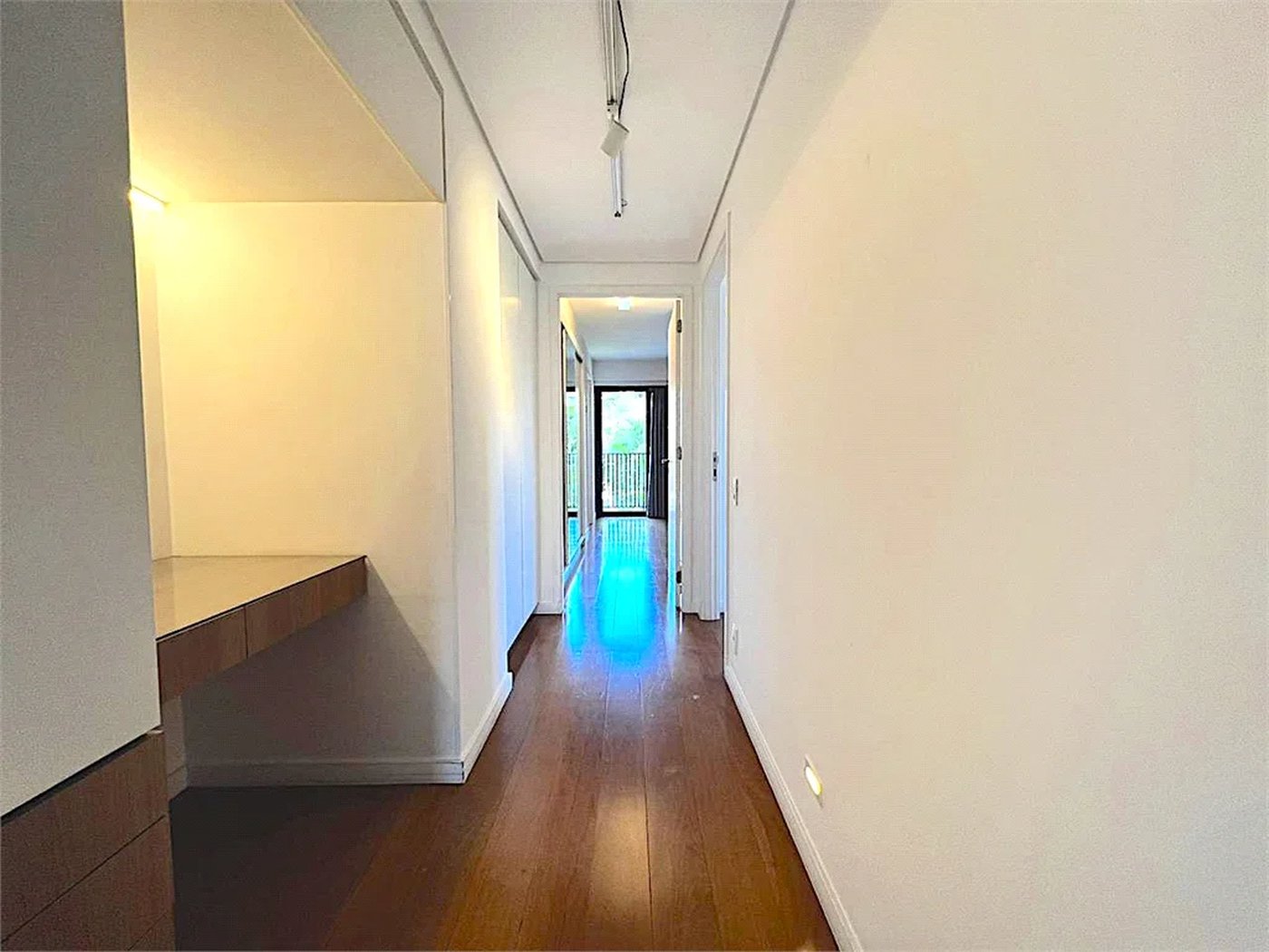 Apartamento à venda com 3 suítes em Jardim das Bandeiras, São Paulo, SP