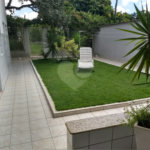 Casa à venda com 4 quartos, sendo 2 suítes, em Vila Petrópolis, Atibaia, SP