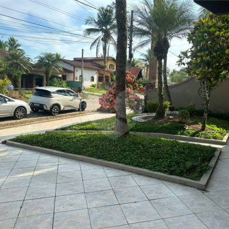 Casa à venda com 3 quartos, sendo 1 suíte,  no condomínio Morada da Praia, Bertioga - SP