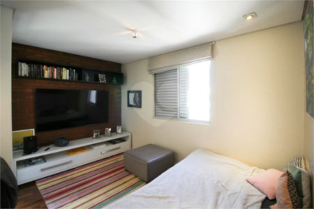 Apartamento à venda com 2 quartos, sendo 1 suíte,  em Itaim Bibi, São Paulo, SP