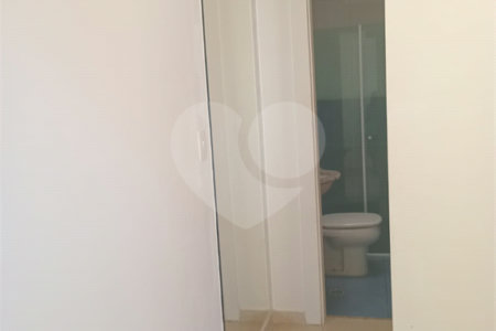 Casa à venda com 2 suítes no condomínio Villa Dell Victor, São Paulo - SP