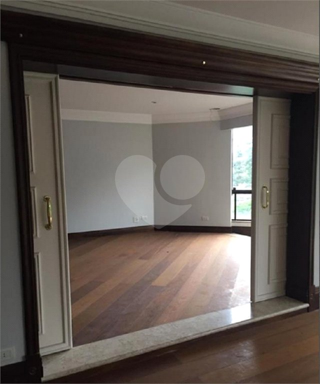 Apartamento à venda com 4 suítes em Vila Andrade, São Paulo, SP