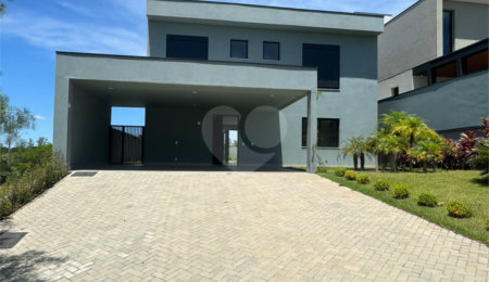 Casa à venda com 4 suítes no condomínio Villas do Golf, Itu - SP