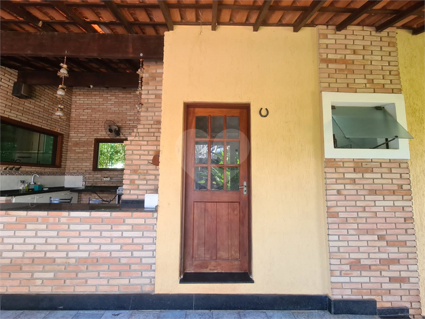 Casa à venda com 3 suítes no condomínio Portal do Sabiá, Araçoiaba da Serra - SP