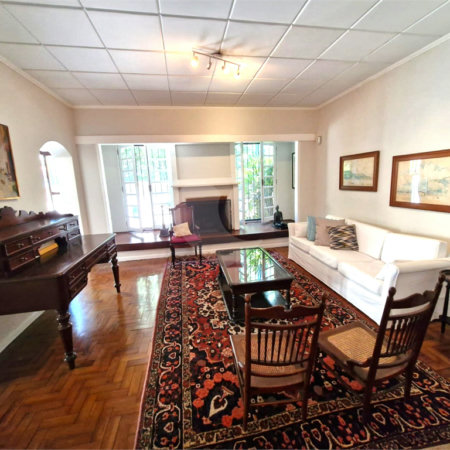 Casa à venda com 4 quartos, sendo 1 suíte,  em Granja Julieta, São Paulo, SP