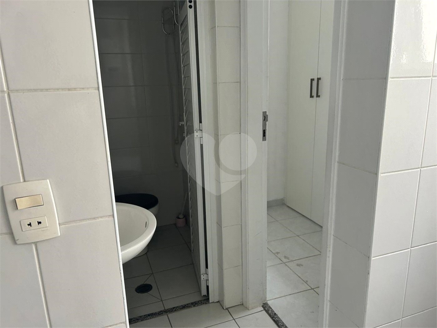 Apartamento para alugar com 3 quartos, sendo 1 suíte, em Pinheiros, São Paulo, SP
