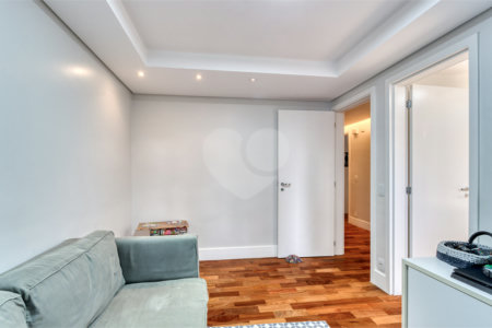 Apartamento à venda com 4 suítes em Alto da Boa Vista, São Paulo, SP